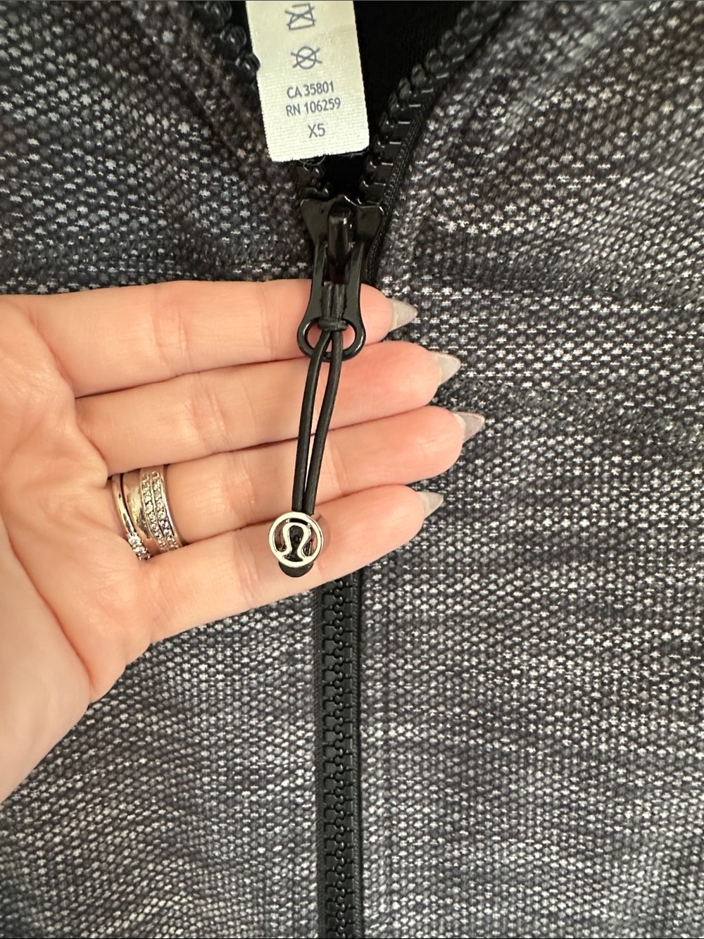 Lululemon Define Jacket - Picture 3 of 6
